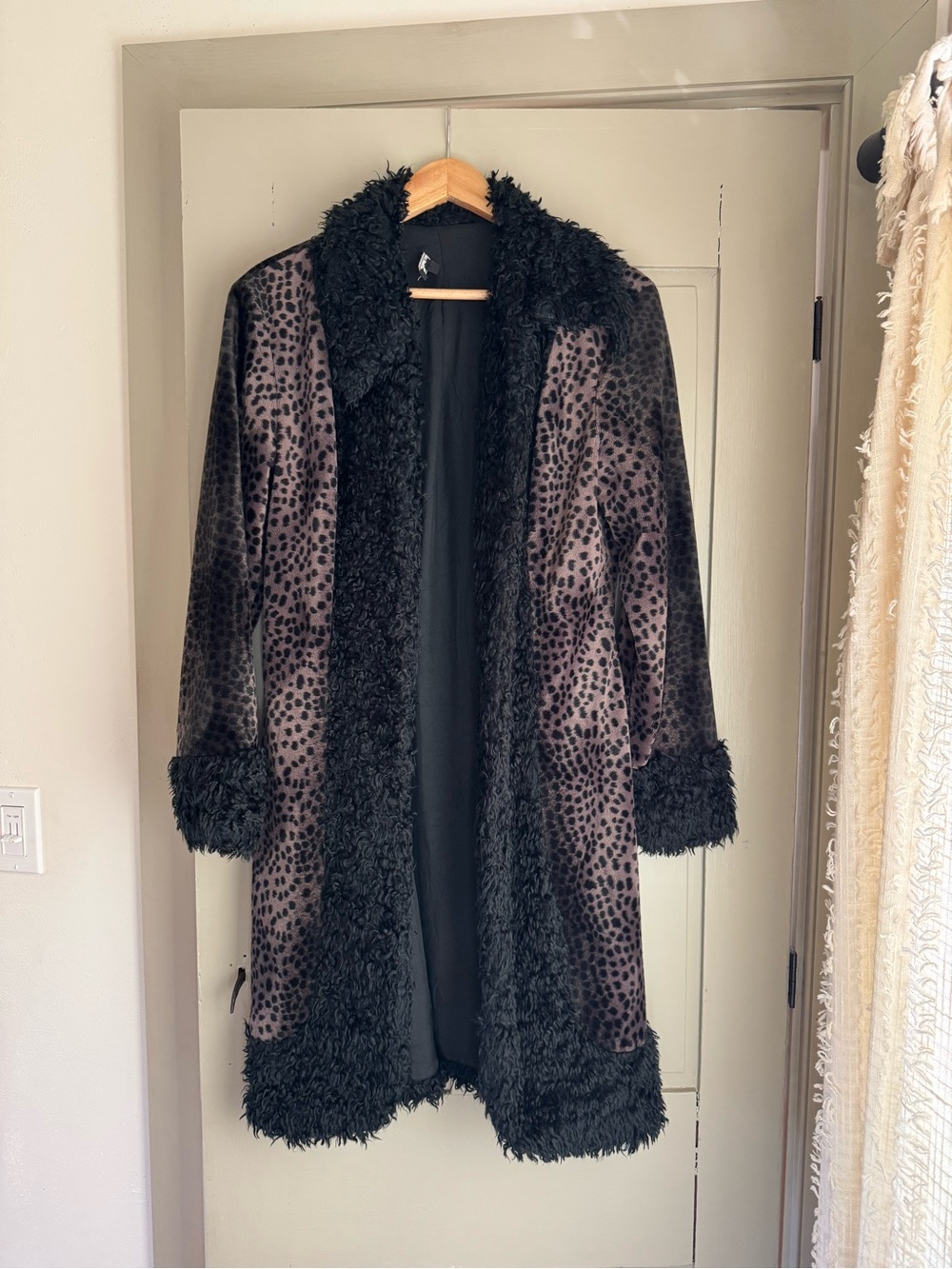 Vintage 90’s Faux Fur Trim Leopard Print Lined Coat - Black/Brown